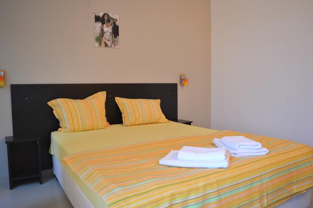 Hotel Paradise Lozenets Habitación foto