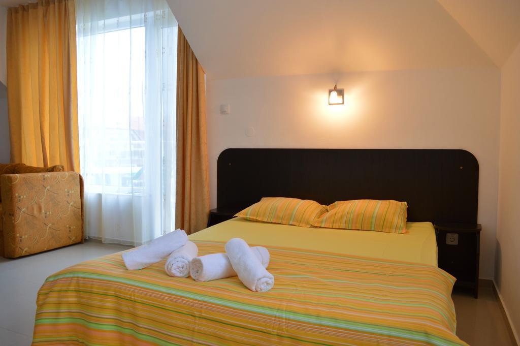 Hotel Paradise Lozenets Habitación foto