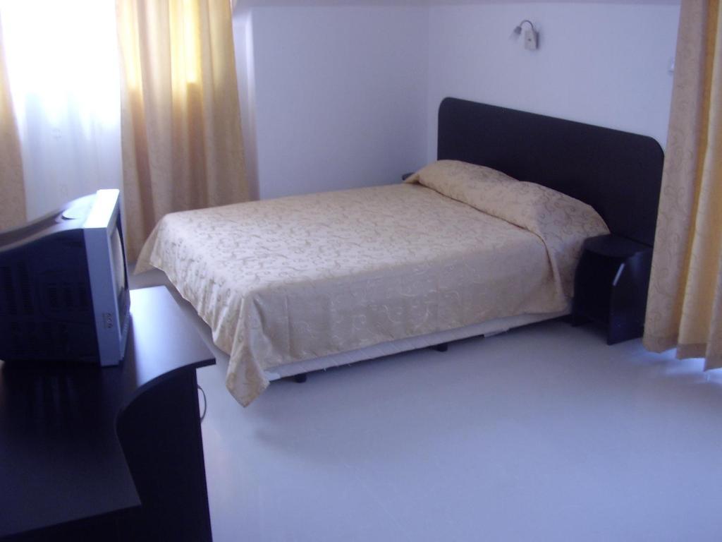 Hotel Paradise Lozenets Habitación foto