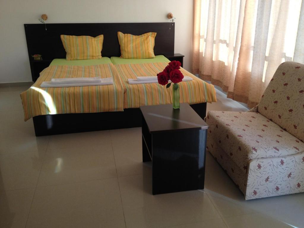 Hotel Paradise Lozenets Habitación foto