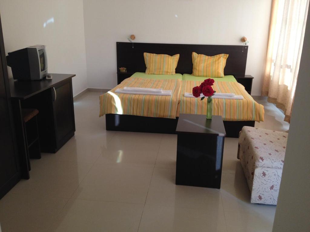 Hotel Paradise Lozenets Habitación foto